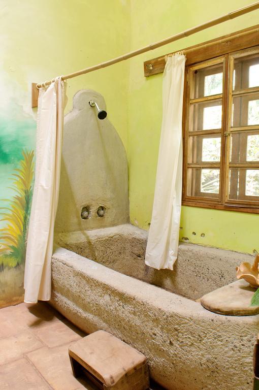 Takalik Maya Lodge El Asintal Εξωτερικό φωτογραφία